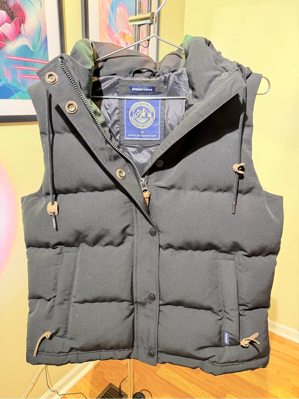 NWOT Superdry Hooded Down Puffer Vest in black